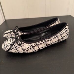 SM New York Boucle Tweed Ballet Flats White Grey Black 9 NWOB